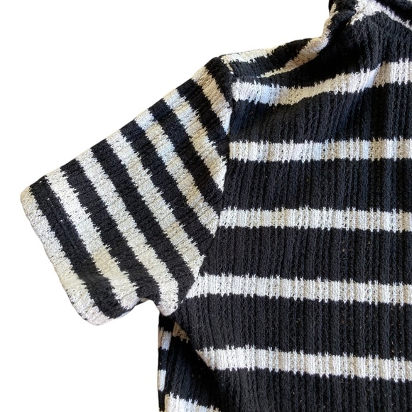 Madewell Crochet Knit Black and White Striped V Neck - Picture 7 of 7